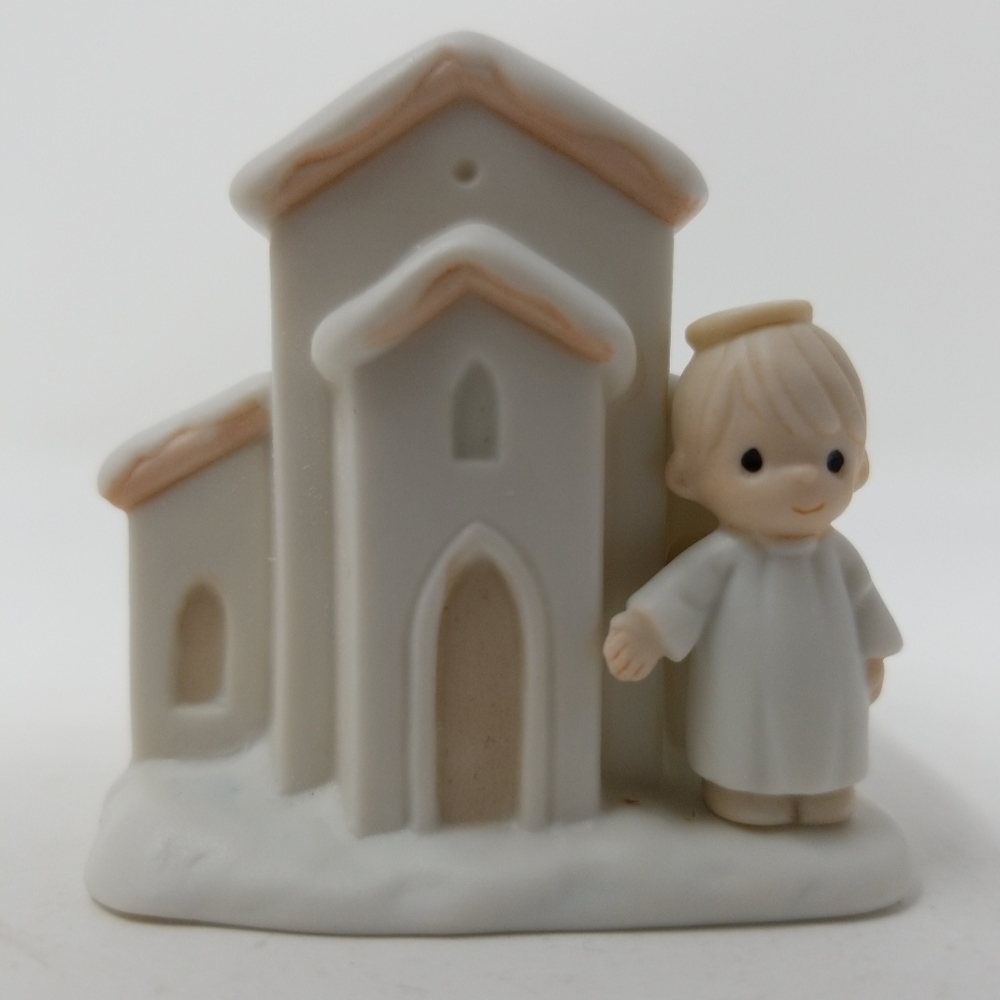 Precious Moments "Theres a Christian Welcome Here"